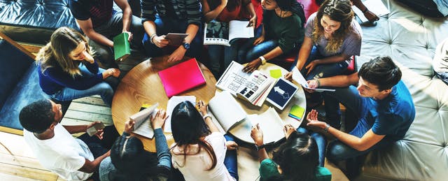 ​Forget the Mall. These Days, Teens Go to Library Makerspaces